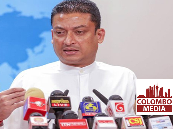 හිටපු ජන­පති වැටුප් වැඩි කරන්න මුදල් වෙන් කළේ නැහැ-සර්ව­ජන බලය පක්ෂයේ මහ­නු­වර දිස්ත්‍රික් අපේ­ක්ෂක දිලුම් අමු­ණු­ගම