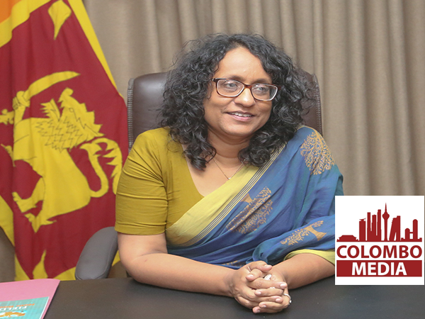 ඇති වී තිබෙන තත්ත්වය හමුවේ, නිවැරදි ප්‍රතිපත්ති මත කටයුතු කළ යුතුයි – අගමැතිනිය