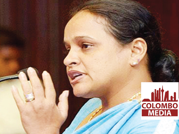 මිල පහත වැටීමෙන් ගොවීන් අසරණ වුණත් පාරිභෝගිකයාට මිල අඩු වීමේ වාසිය යන්නේ නෑ-මාතලේ දිස්ත්රික් සජබ කණ්ඩායම් නායිකා රෝහිණී කවිරත්න