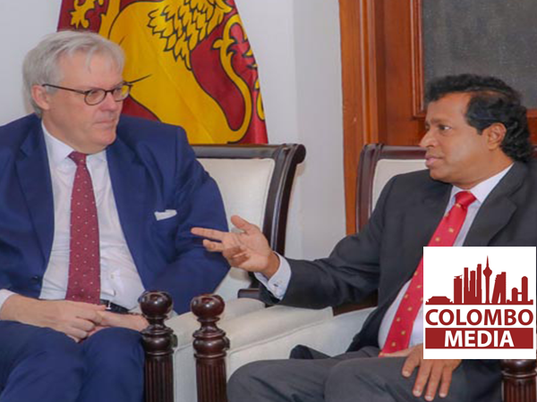 අග්රාමාත්ය ලේකම් හා බ්රිතාන්ය මහ කොමසාරිස් අතර හමුවක්