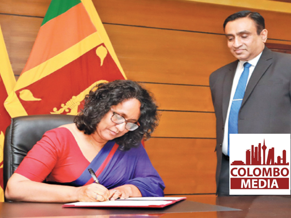 පීඩා­කාරී නොවූ අධ්‍යා­ප­න­ය­කට වත්මන් ශිෂ්‍ය පරපුර මෙහෙ­ය­වී­මට සූදා­නම්-අග­මැති සහ අධ්‍යා­පන, උසස් අධ්‍යා­පන ඇමැති