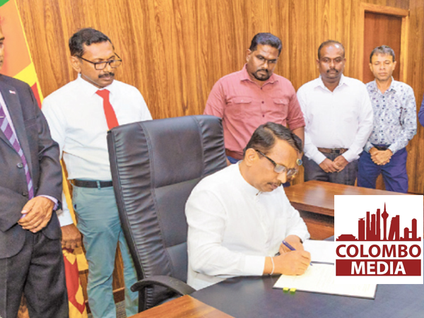 අවුරුදු 76ක පාලන ක්රමය වෙනස් කර ලස්සන ජීවිතයක් ජනතාවට උරුම කර දෙනවා-වැවිලි සහ ප්රජා යටිතල පහසුකම් ඇමැති සමන්ත විද්යාරත්න