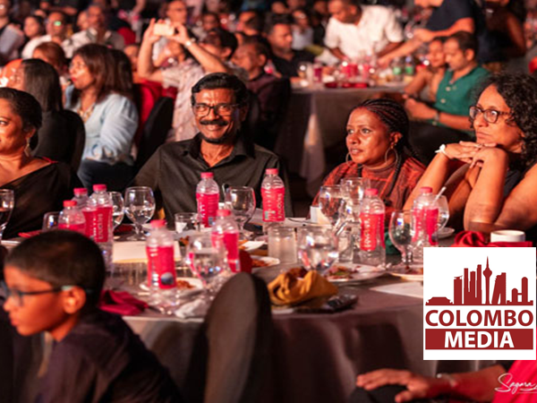 ABBA Show එකට අපි ගියා – අපි රසවින්දනයක් තියෙන මිනිස්සු