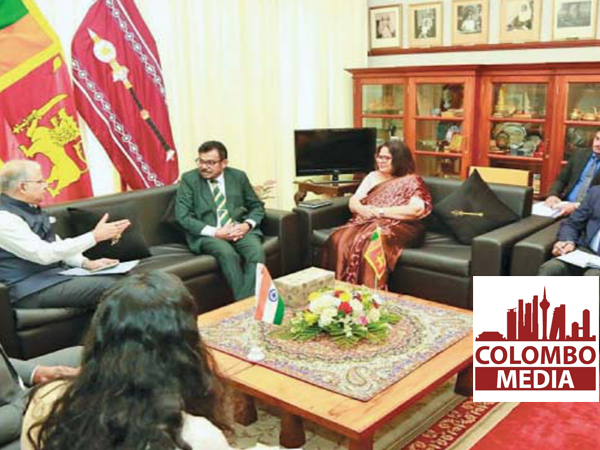 ශ්‍රී ලංකාවේ ඉන්දීය මහකොමසාරිස් සහ කථානායක අතර හමුවක්