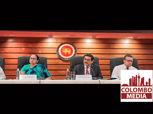 තුන් වතා­වක්ම විදුලි බිල අඩු කිරී­මෙන් ධන අග­යක් ගත් උද්ධ­ම­නය පහත වැටිලා – මහ බැංකුවේ අධි­පති-ප්‍රති­පත්ති පොලී අනු­පා­ති­කයේ වෙන­සක් නෑ