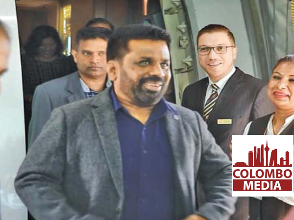 ජනපතිට එක්සත් අරාබි එමීර් රාජ්‍යයේදී උණුසුම් පිළිගැනීමක්